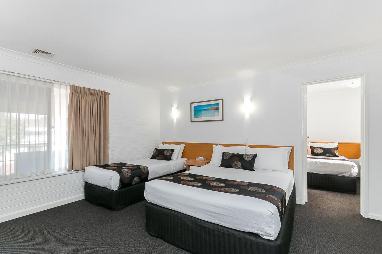 Flag Motor Lodge Perth Extérieur photo