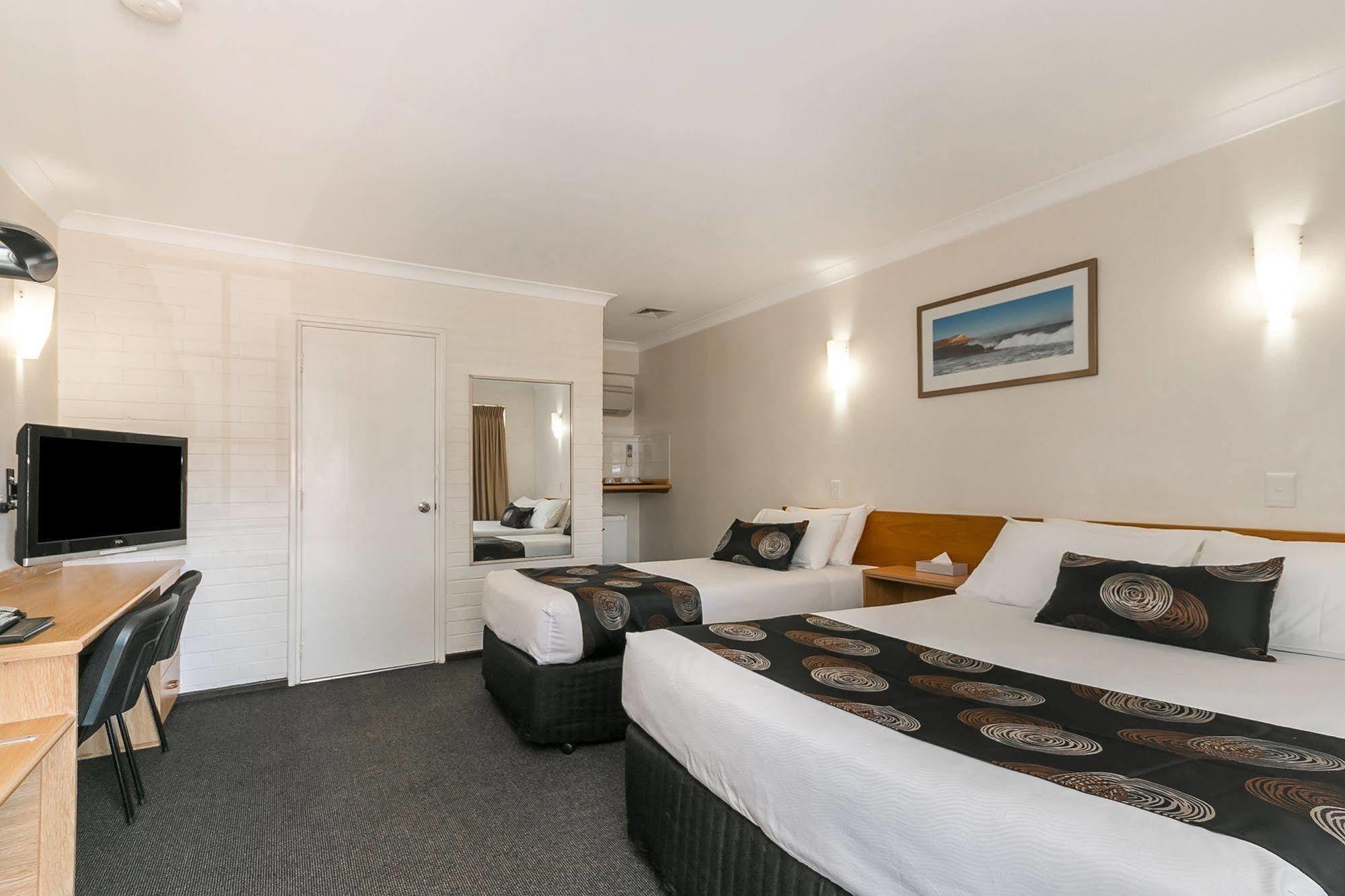 Flag Motor Lodge Perth Extérieur photo