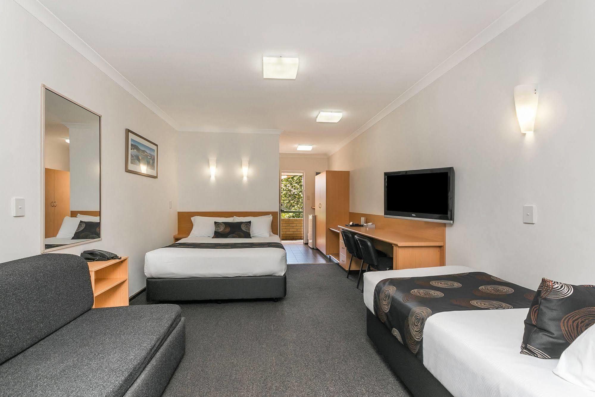 Flag Motor Lodge Perth Extérieur photo