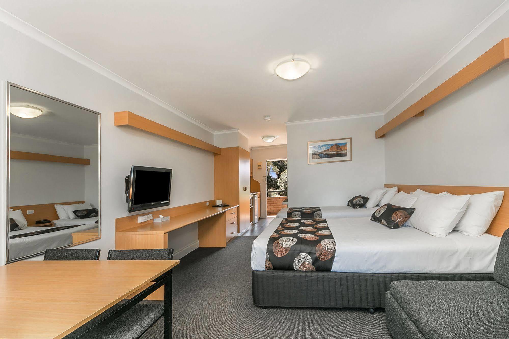 Flag Motor Lodge Perth Extérieur photo